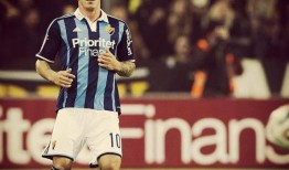 前锋的故事爆料视频大全,揭秘足球场上的激情瞬间与幕后故事