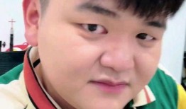 一线吃瓜娱乐圈讲了什么,一线吃瓜，揭秘明星幕后故事