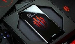 红魔10背面最新爆料,科幻感十足，性能与美学并存